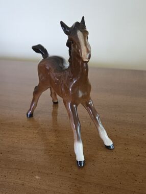 Vintage Beswick Foal porcelain figurine